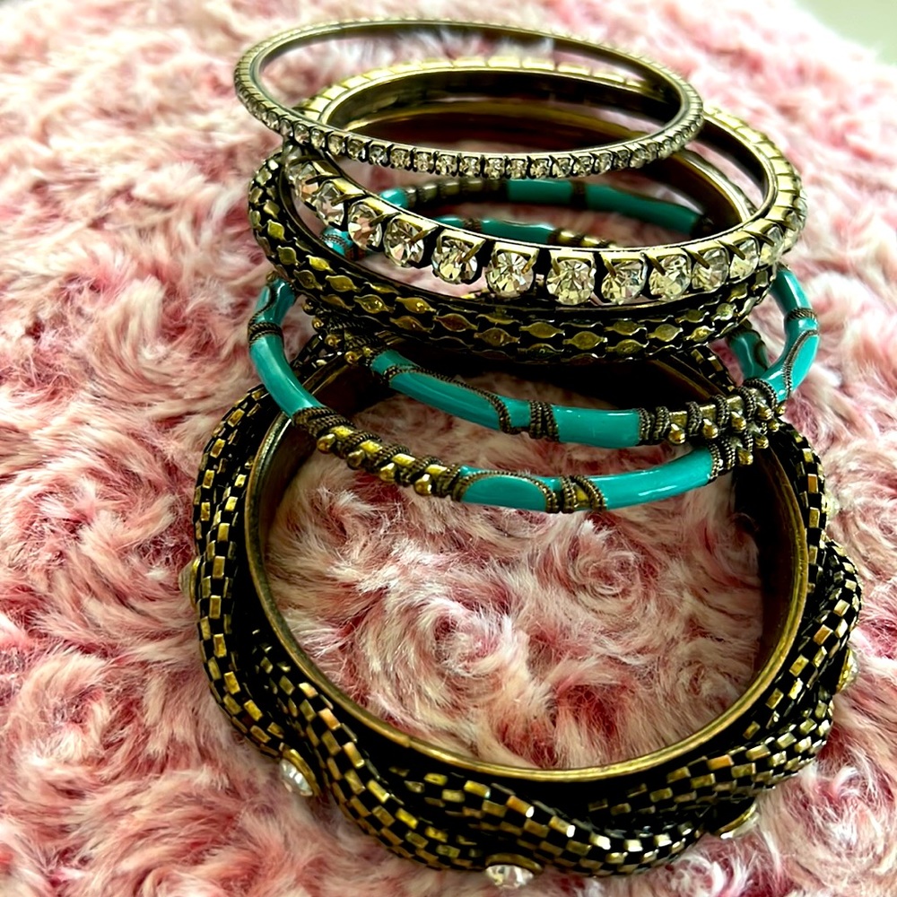 Bangle set from Bebe